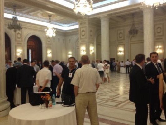 Congres PNL - PDL. Iată imagini cu câţiva pedelişti constănţeni participanţi la eveniment